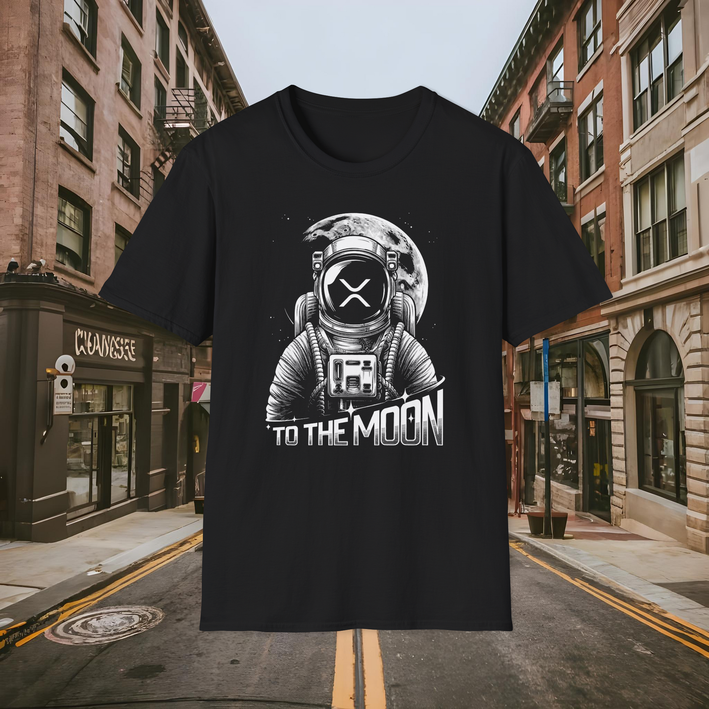 To The Moon - Astronaut - XRP Crypto T-Shirt