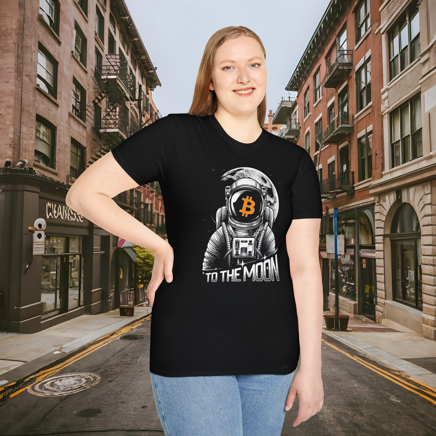 To The Moon - Astronaut - Bitcoin Crypto T-Shirt