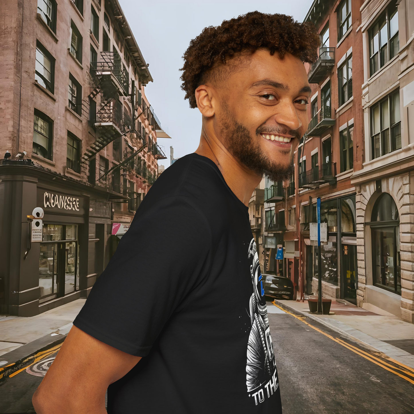 To The Moon - Astronaut - DigiByte Crypto T-Shirt